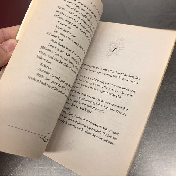 Shimmer by: Alyson Noel, paperback book - Picture 4 of 5